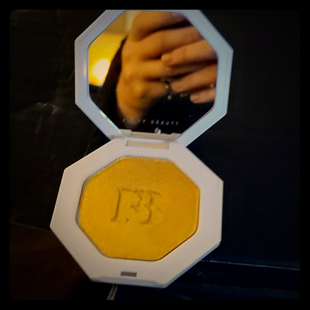 Fenty Highlighter